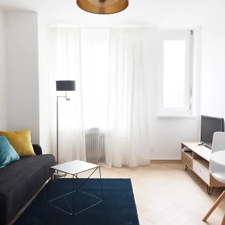 Nest - Badenerstrasse 356 * Zürich