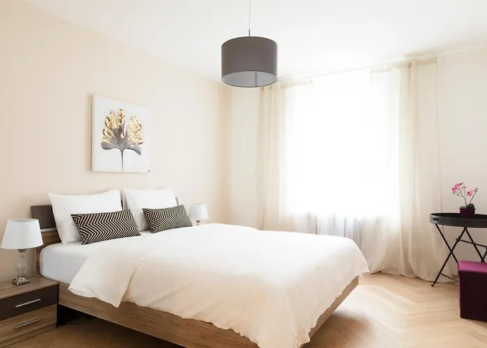 Nest - Badenerstrasse 356 *