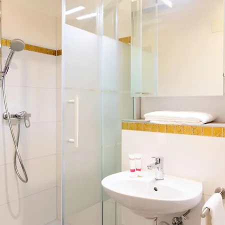 Nest - Badenerstrasse 356 Daire
